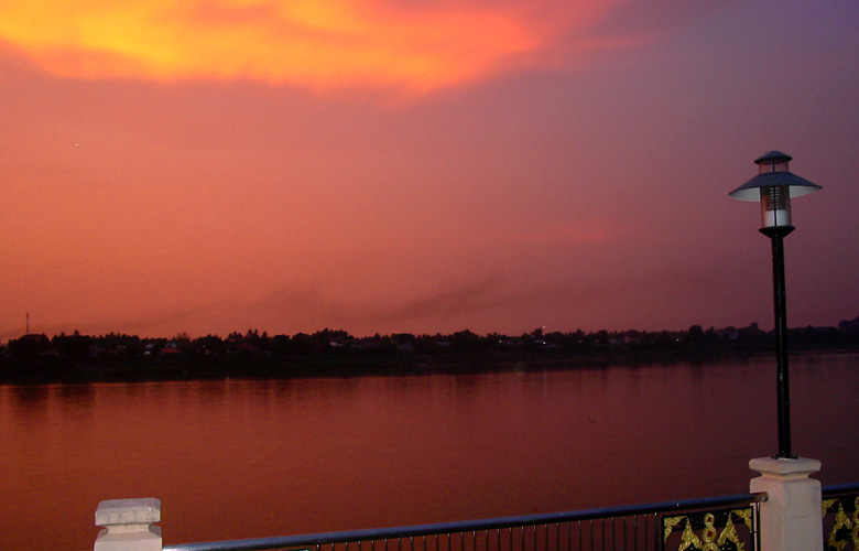 Sonnenuntergang in Nong Khai 2011